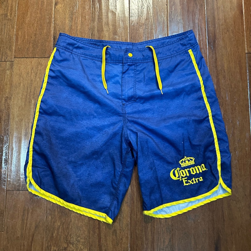 Vintage Men’s corona swim trunks